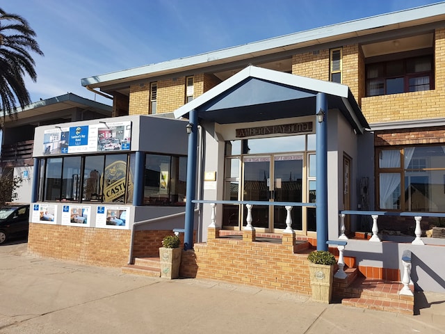 Lamberts Bay Hotel
