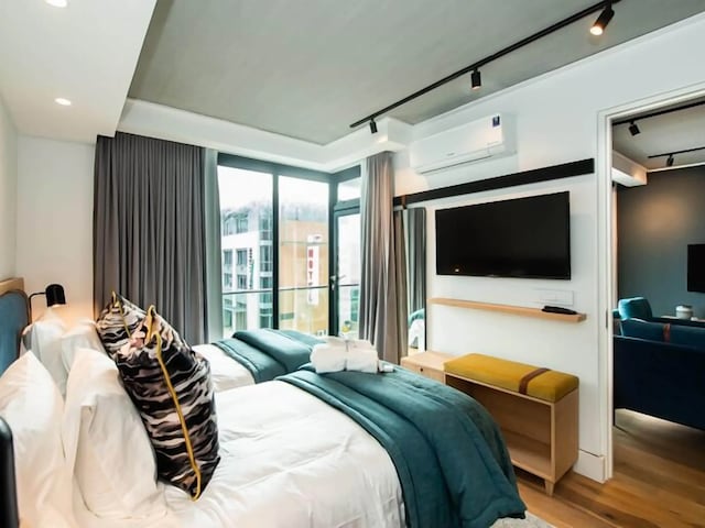 Latitude Aparthotel