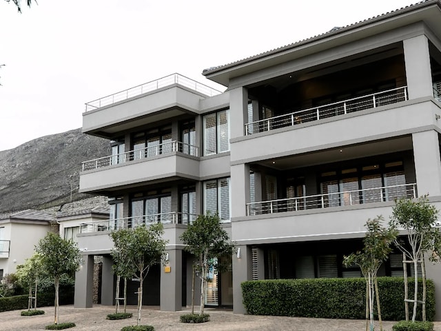 Selkirk House