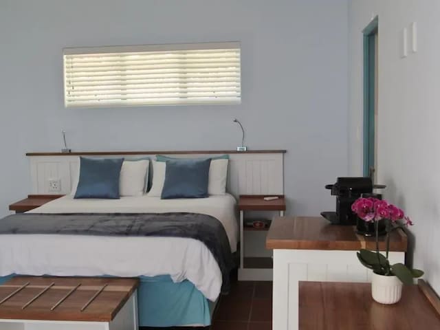 BlueSky Arniston Guest House